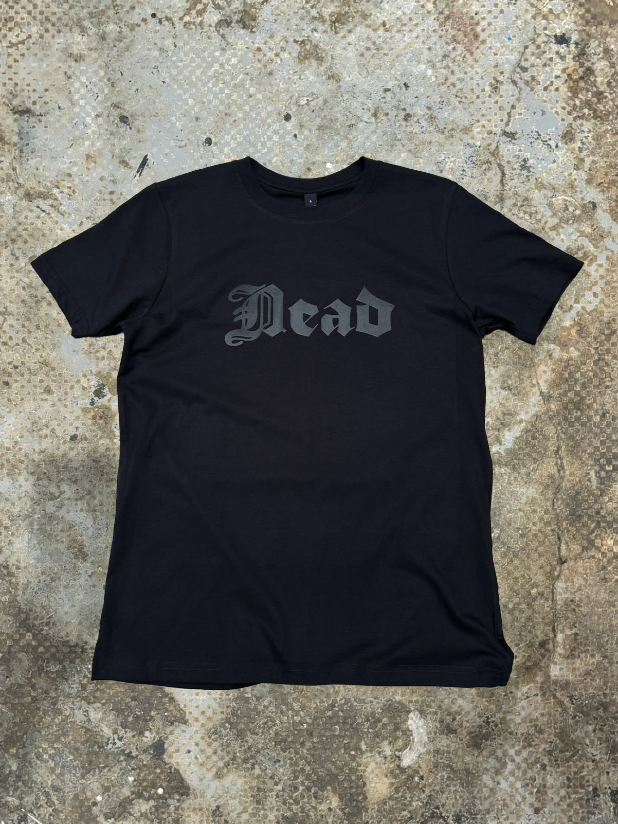 DEAD LOGO TEE