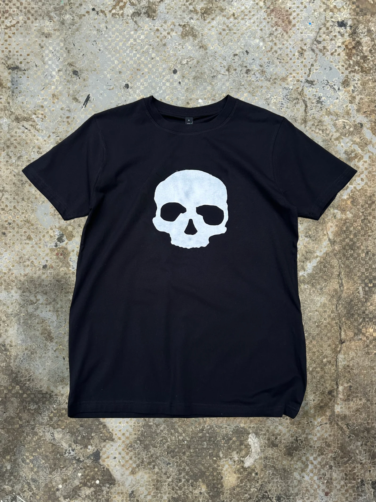 DEAD SKULL TEE